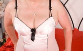 TAC Amateurs White Basque 317889 Hi Guys, I Had Just Bought A New White Frilly Basque And Had Put On Some Really Sparkly Jewellery And Had My Red Satin S
