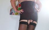 TAC Amateurs Girdle Goddess 318133 I Really Love A Nice Full Girdle, And This Black One Is Well Sexy.
