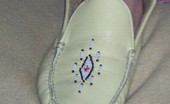 TAC Amateurs Dirty Phone Call 318501 This Is All About My Feet Wearing Moccassins, My Ass And My Hairy Little Kitty...Seems I Cant Even Talk On The Phone Wit
