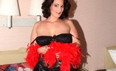 TAC Amateurs Come Up & See Me 318546 Hi, I Was Thinking Of Mae West, Can You Tell I Just Love Playing With Boas. This Is My Latest One. I Hope To Get Many Mo
