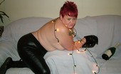 TAC Amateurs Leggins And Lights 318605 The Lights Are Here To Show Off My BBW Curves To The Fullest Effect.
