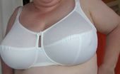 TAC Amateurs White Bra & Big White Pants 320318 
