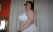 TAC Amateurs White Bra & Big White Pants 320318 
