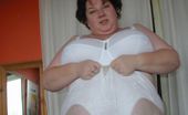 TAC Amateurs White Bra & Big White Pants 320318 
