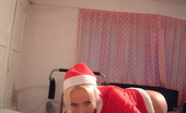 TAC Amateurs Tracy'S Christmas Set 320717 Christmas Is Comingso Is Tracey Old Freddie'S Getting Fatspecially Round The Dick AreaTracey'S Hoping For A Pressi,But B
