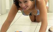 Anetta Keys 324922 Exercising In Her Blue Lingerie
