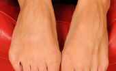 Hot Legs and Feet Lea Tyron 328148 Sexy Blond Lea Shows Off Her Hot Feet And Suckable Toes
