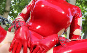 House Of Taboo Latex Lucy Latex Lucy Gives A Snatch Show With A Silver Bullet Vibrator
