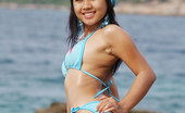Joon Mali Deep Blue Sea 343719 Pacific Bikini Teen Joon Shows Flat Stomach And Titties
