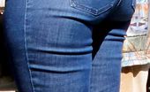 Upskirt Collection
 Real girl in jeans is staying on cam