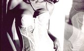 Upskirt Collection
 347505 Stunning Amber Valletta pics