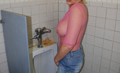 Real Tampa Swingers Photo Gallery7 348734 Bathroom Blowjob
