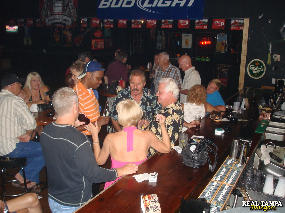 Real Tampa Swingers October 2011 Bar Meet 348770