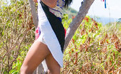 Asha Kumara Free Spirit NN 349014 Indian Teen Pulls Up Skirt To Expose Pretty White Panties
