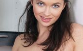 Hungarian Honeys 351085 Barbara
