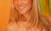 Hungarian Honeys 351639 Jana H Cutie Pie Gets Poked
