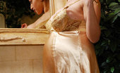 Lactalia Goldie Knockers 356457 Pregnant Latina Ready To Pop
