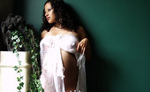 Lactalia 356505 Cute Latina Pregnant And Naked
