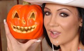 Only Blowjob Regina Moon 356855 Sexy Regina Moon Goes Trick Or Treating, And Gets A Big Cock
