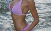 Bikini Dream Leslie Kamarad 363660 Sexy Blonde Women Gets All Wet On The Beach In Her Pink Bikini
