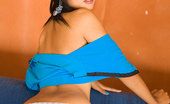 Lily Koh Blue Flasher 373261 Thai Cutie Unzips Shirt And Flashes Petite Brown Titties
