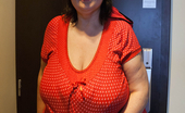 OMG Big Boobs 375524 Anika Heavy Big Breasts
