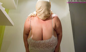 OMG Big Boobs 375564 Mystique Big Dough Tits
