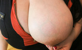 OMG Big Boobs 375854 Julia Big Tits Milf
