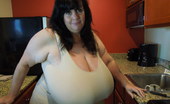 OMG Big Boobs 376043 Suzie Big Macromastia Tits
