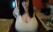 OMG Big Boobs Suzie Big Macromastia Tits
