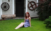 18 Stream Jarmila & Aleksej 388220 This Redhead Cutie May Look Sweet And Innocent, But She`S Craving A Rock Hard Cock This Afternoon. She`Ll Get It Outside, Right On The Front Lawn Of This Dorf House.
