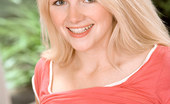 18 Eighteen Holly VanHough 391249 Blondes Have More Cum!
