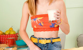 18 Eighteen Ava Hardy 391830 Eat My Cookie!
