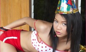 88 Square 401422 Horny Birthday Girl
