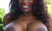 Big Breasts Sex Smoking Hot Threesome Sex With Busty Ebony Jada Covering Her Racks With Fresh Cum
