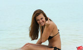 Lusted 404720 Topless Teen On The Beach
