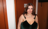 Divine Breasts 405202 Alicia Picture Set 5
