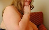 Divine Breasts 405378 Nicole Sands Huge Breasts BBW
