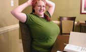 Divine Breasts 405385 Sapphire Big Boobs BBW
