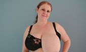 Divine Breasts 405386 Sapphire Big Tits Milf
