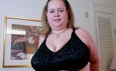 Divine Breasts 405500 Nicole BBW Big Bra

