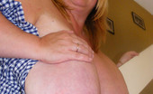 Divine Breasts 405917 Huge Cleavage Blond
