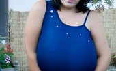 Divine Breasts 406155 Bianca Mature Boobs Picnic

