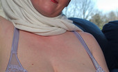 Divine Breasts 406519 Ann Braless Huge Tits
