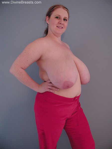 Big Breast No Bra - Divine Breasts Sapphire Big Tits No Bra 406607 - Good Sex Porn