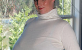 Divine Breasts Ann Braless Huge Tits
