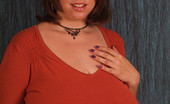 Divine Breasts 406803 Violet Sweet Soft Hooters
