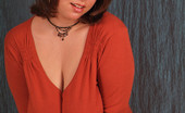 Divine Breasts 407140 Violet Sweet Soft Hooters

