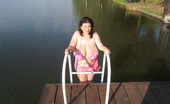 Divine Breasts 407260 Alicia BBW Big Tits Bikini
