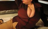 Divine Breasts 409511 Latina Mammi With Giant Breasts
